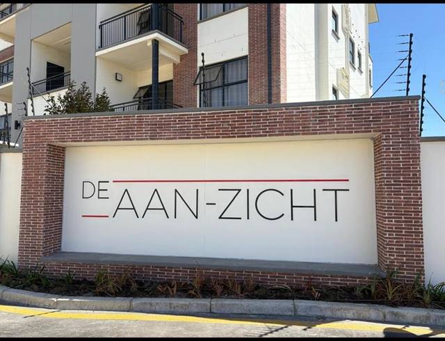 3 BEDROOM APARTMENT FOR SALE IN RICHWOOD